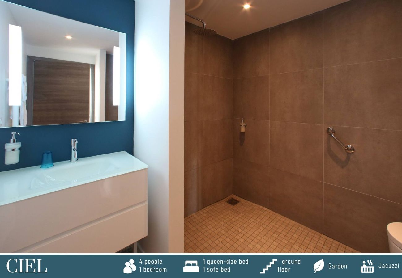 Aparthotel in Sévrier - Cote Ouest: CIEL