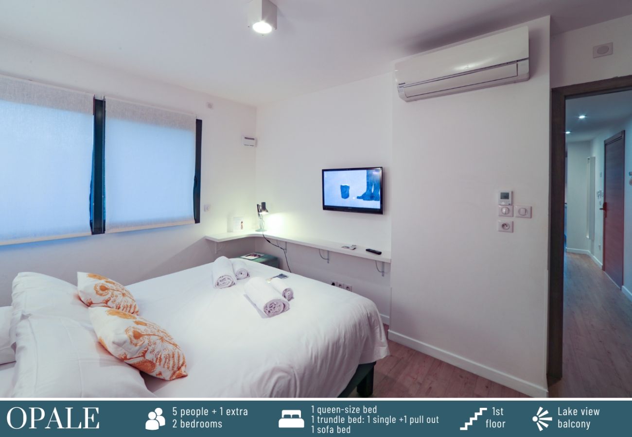 Aparthotel in Sévrier - Cote Ouest: OPALE