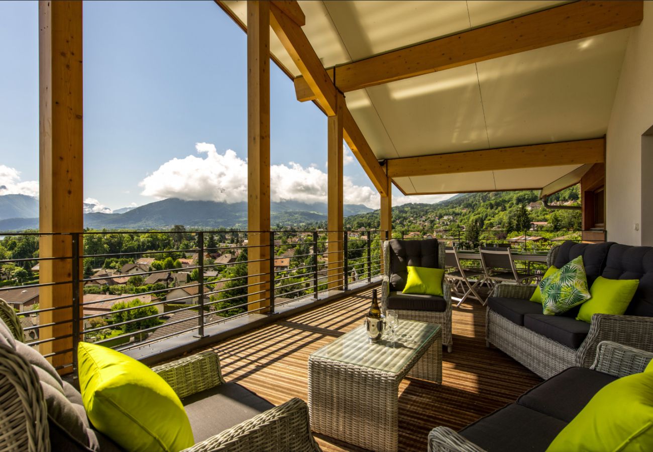 Apartment in Sévrier - Villa l'or bleu: LE DUPLEX