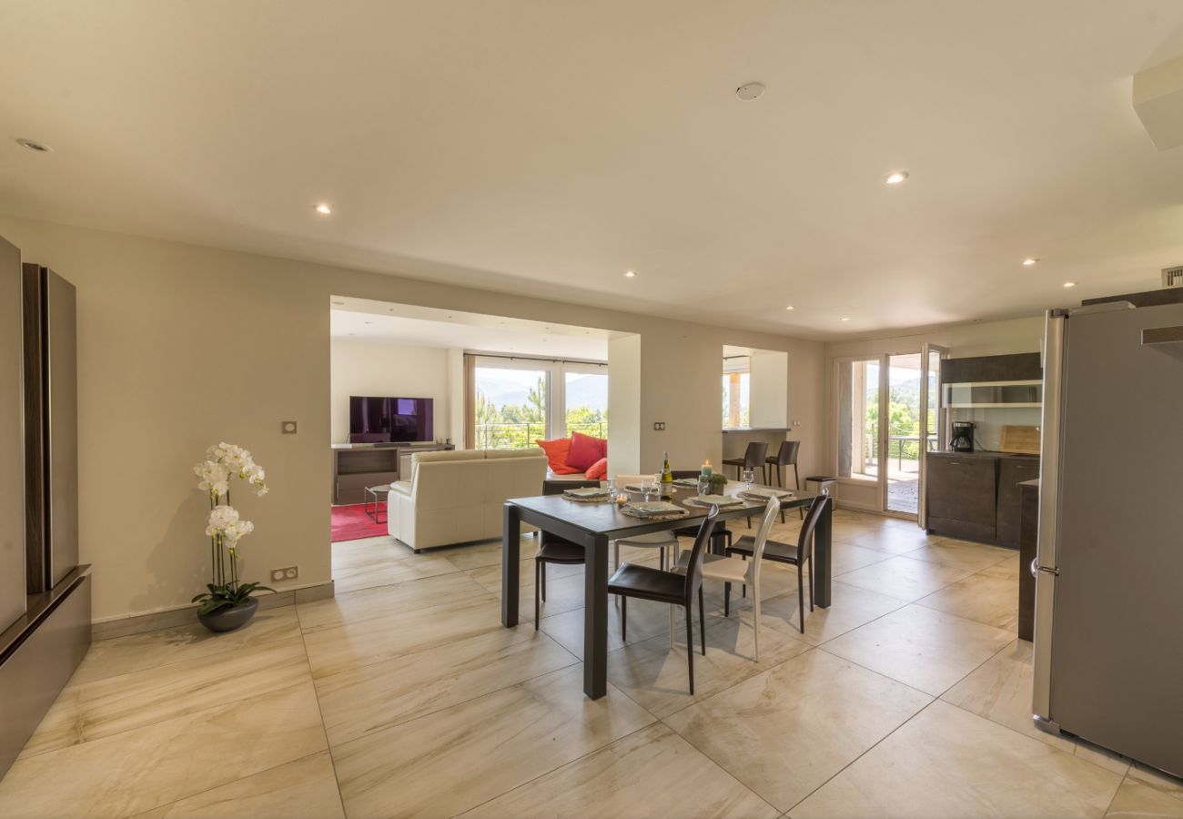 Apartment in Sévrier - Villa l'or bleu: MAINFLOOR