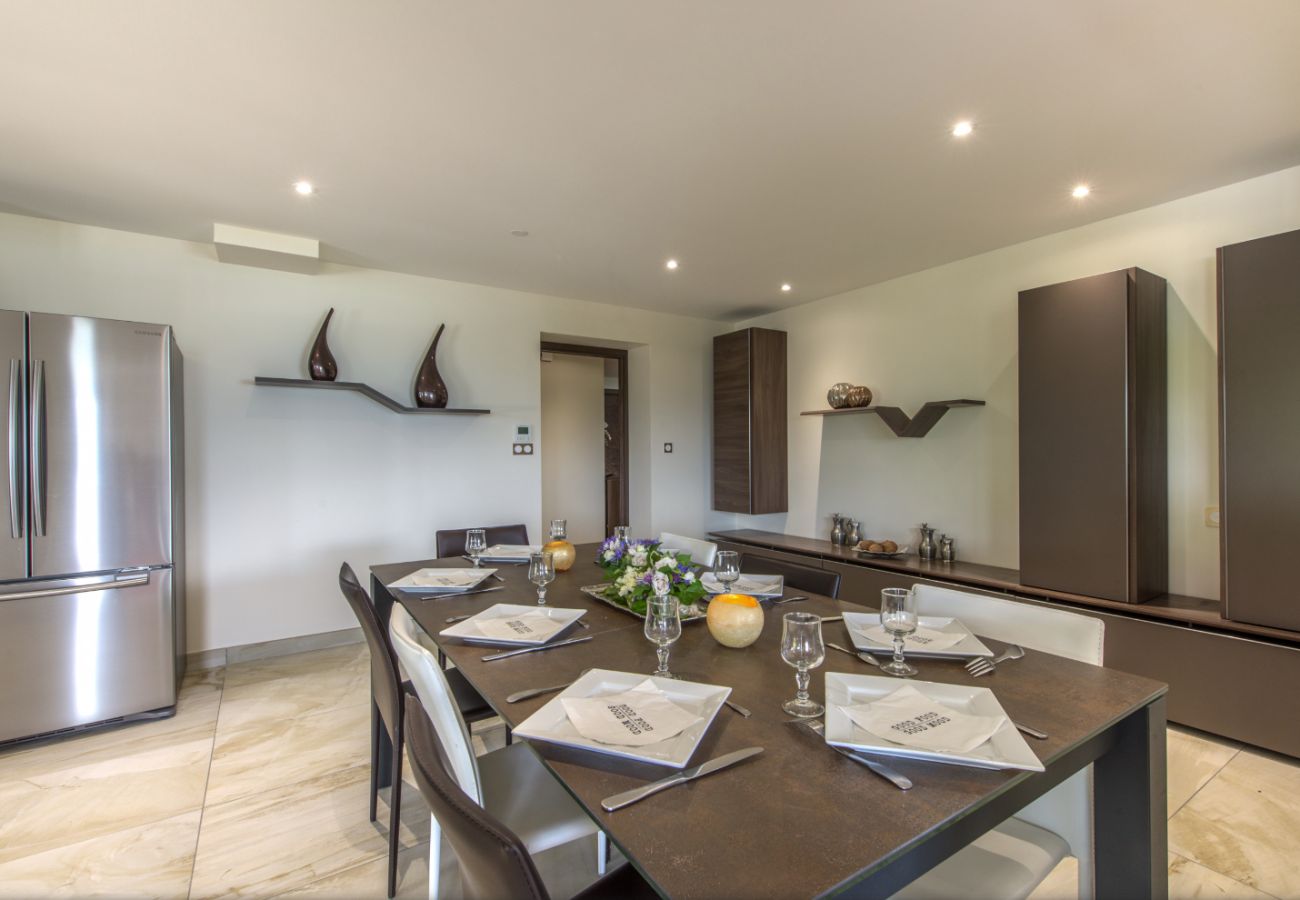 Apartment in Sévrier - Villa l'or bleu: MAINFLOOR